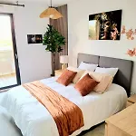 Douce Echappee, Lumiere, Confort & Magie * 몽테브랭