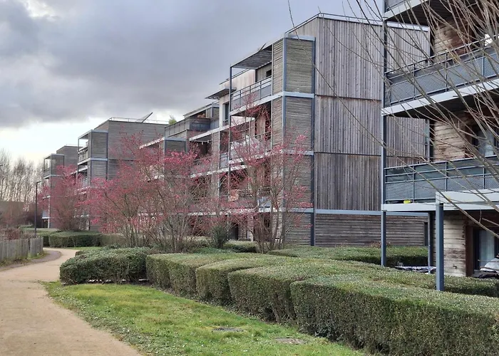 Avec Balcon & Parking Prive Lägenhet Montévrain